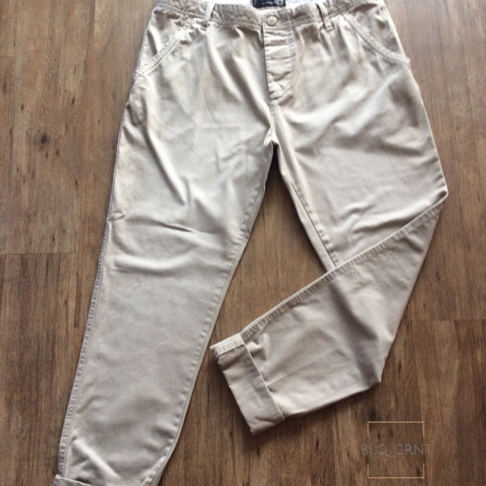 📌 Men's Cotton On Chinos
